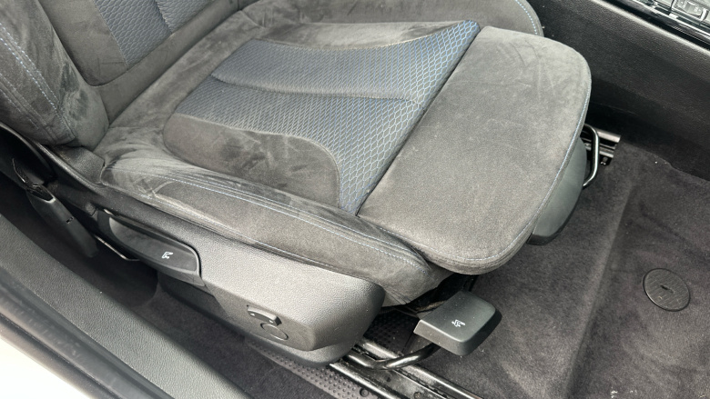 BMW X1 sDrive 20i M Sport 5dr Step Auto Petrol Estate
